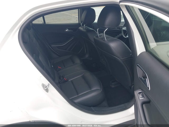 WDCTG4EB3HJ307656 Mercedes-Benz GLA 250
