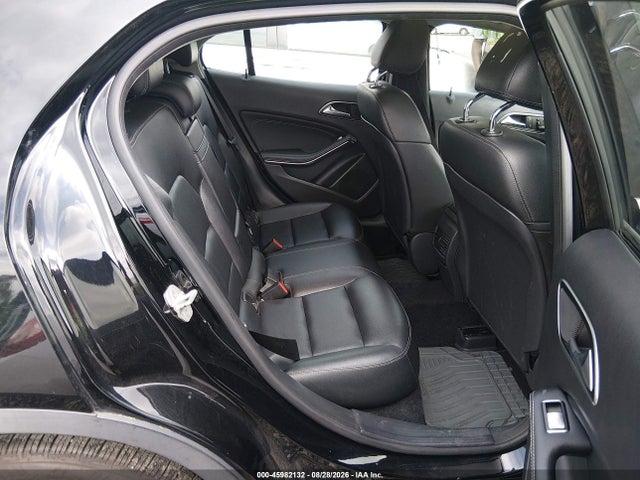 Продаж на аукціоні авто 2015 Mercedes-benz Gla 250, vin: WDCTG4EB1FJ119635, номер лоту: 45982132