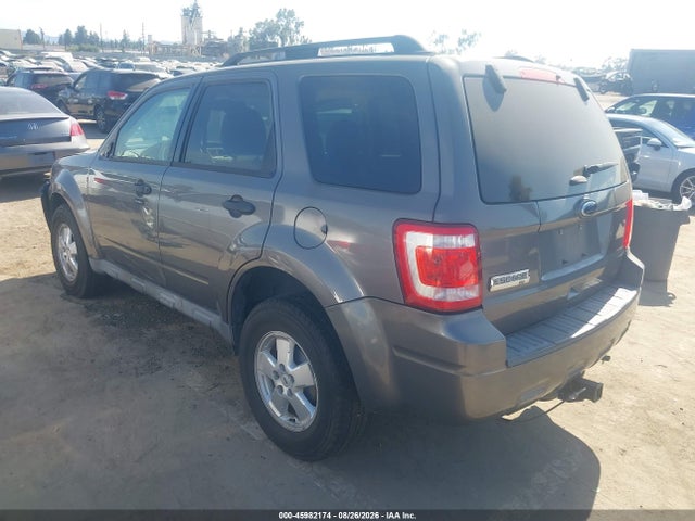 Продаж на аукціоні авто 2011 Ford Escape Xlt, vin: 1FMCU0D70BKC10898, номер лоту: 45982174