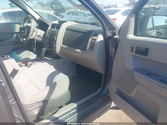 Продаж на аукціоні авто 2011 Ford Escape Xlt, vin: 1FMCU0D70BKC10898, номер лоту: 45982174