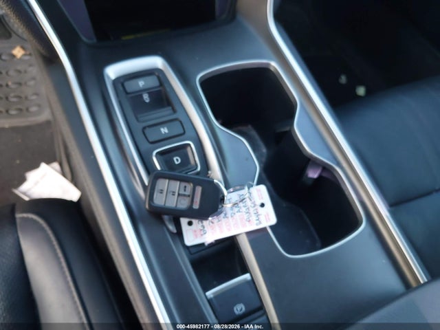 Продаж на аукціоні авто 2022 Honda Accord Hybrid Touring, vin: 1HGCV3F95NA027879, номер лоту: 45982177