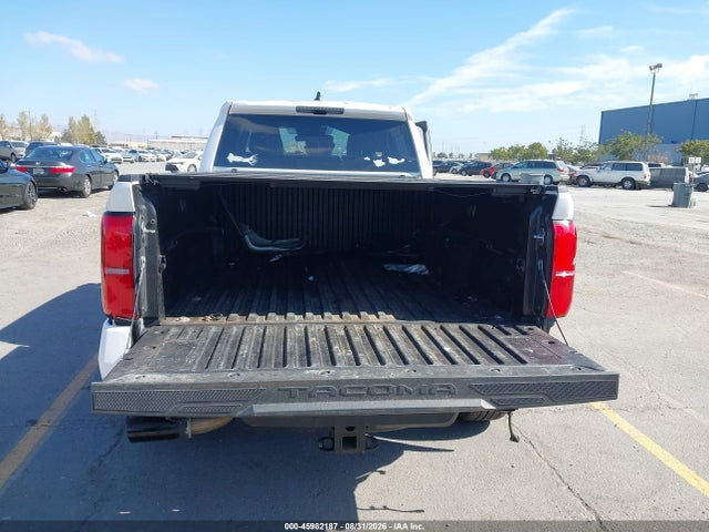 Продажа на аукционе авто 2024 Toyota Tacoma Trd Sport, vin: 3TMLB5FN8RM017131, номер лота: 45982187