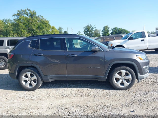 45982231 :رقم المزاد ، 3C4NJCBB2KT699771 vin ، 2019 Jeep Compass Latitude Fwd مزاد بيع