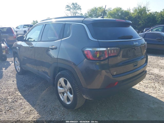 45982231 :رقم المزاد ، 3C4NJCBB2KT699771 vin ، 2019 Jeep Compass Latitude Fwd مزاد بيع
