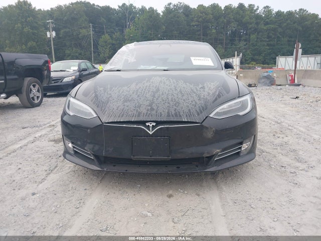 Продажа на аукционе авто 2018 Tesla Model S, vin: 5YJSA1E2XJF273374, номер лота: 45982233