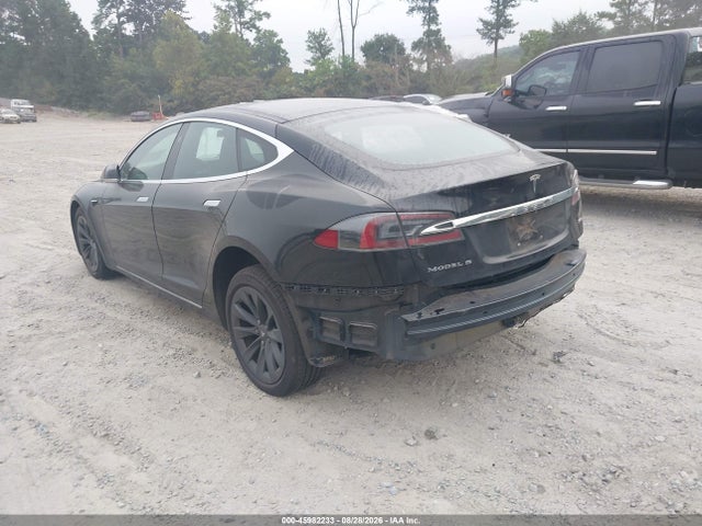Продажа на аукционе авто 2018 Tesla Model S, vin: 5YJSA1E2XJF273374, номер лота: 45982233