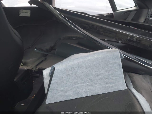 Продажа на аукционе авто 2018 Tesla Model S, vin: 5YJSA1E2XJF273374, номер лота: 45982233