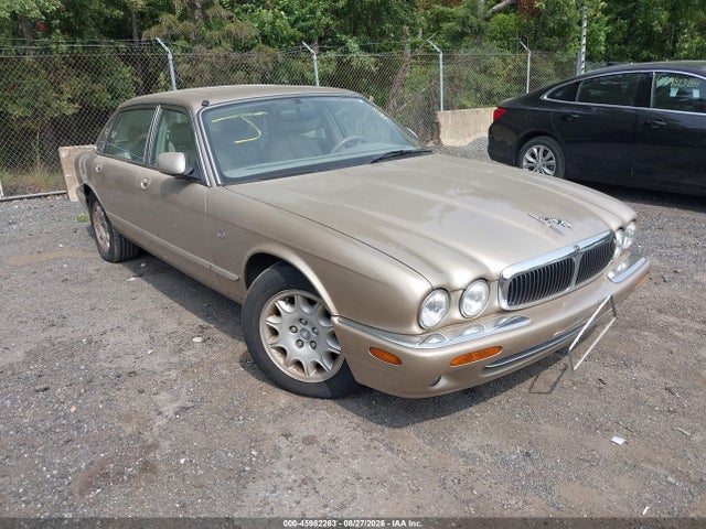Продаж на аукціоні авто 1998 Jaguar Xj8 L, vin: SAJHX6243WC833723, номер лоту: 45982263