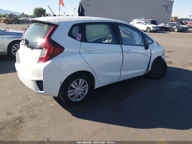 Honda FIT LX 2017 JHMGK5H5XHS023161 Image 4