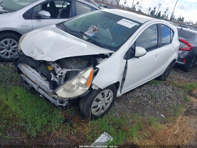 Auction sale of the 2013 Toyota Prius C Three, vin: JTDKDTB39D1543370, lot number: 45982305