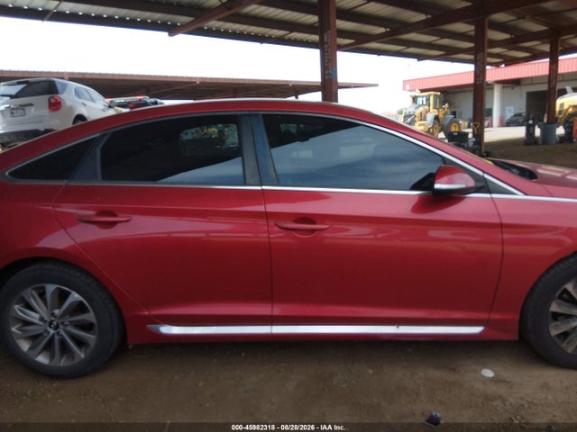 Hyundai Sonata Sport 2017 5NPE34AF2HH482640 Image 13
