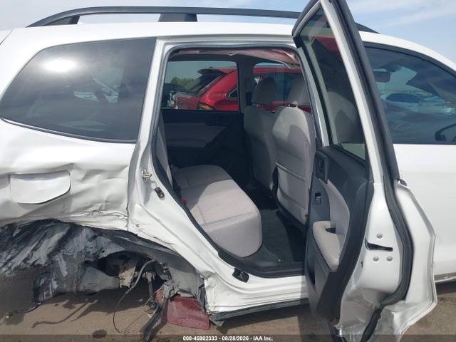Subaru Forester 2.5i Premium 2018 JF2SJAGC7JH569511 Image 8