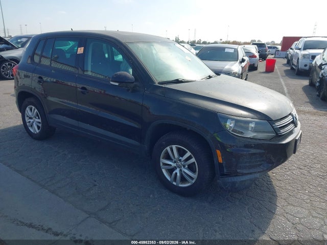 Aukcja sprzedaży 2012 Volkswagen Tiguan S, vin: WVGBV7AX5CW605238, numer aukcji: 45982353