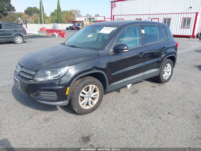 Aukcja sprzedaży 2012 Volkswagen Tiguan S, vin: WVGBV7AX5CW605238, numer aukcji: 45982353