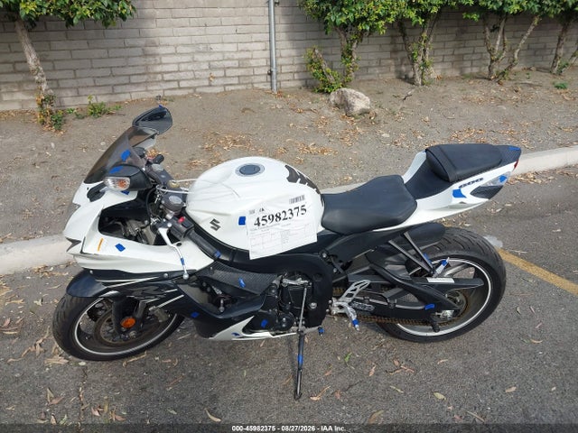 2011 Suzuki Gsx-r600 მანქანა იყიდება აუქციონზე, vin: JS1GN7FA1B2103213, აუქციონის ნომერი: 45982375