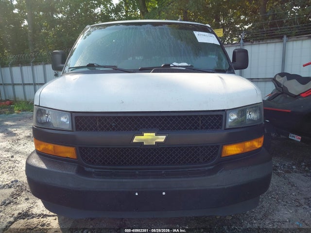 2018 Chevrolet Express 2500 Work Van მანქანა იყიდება აუქციონზე, vin: 1GCWGBFP1J1257167, აუქციონის ნომერი: 45982381