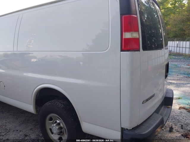 2018 Chevrolet Express 2500 Work Van მანქანა იყიდება აუქციონზე, vin: 1GCWGBFP1J1257167, აუქციონის ნომერი: 45982381