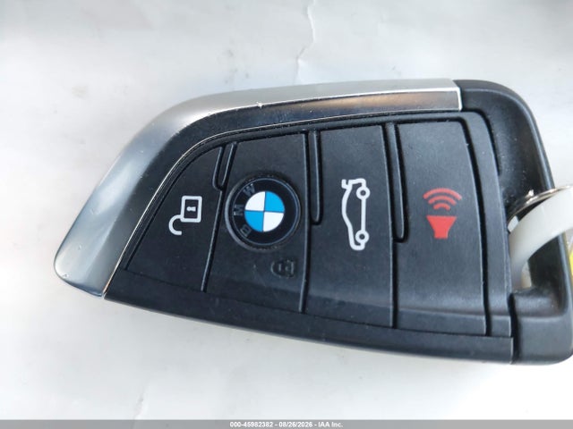 WBA13AG05MCF31349 BMW 530e