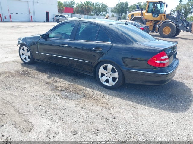 2006 Mercedes-benz E 500 მანქანა იყიდება აუქციონზე, vin: WDBUF70JX6A878098, აუქციონის ნომერი: 45982388