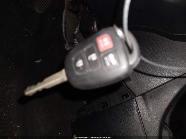 Toyota COROLLA LE 2018 2T1BURHE1JC034327 Image 11