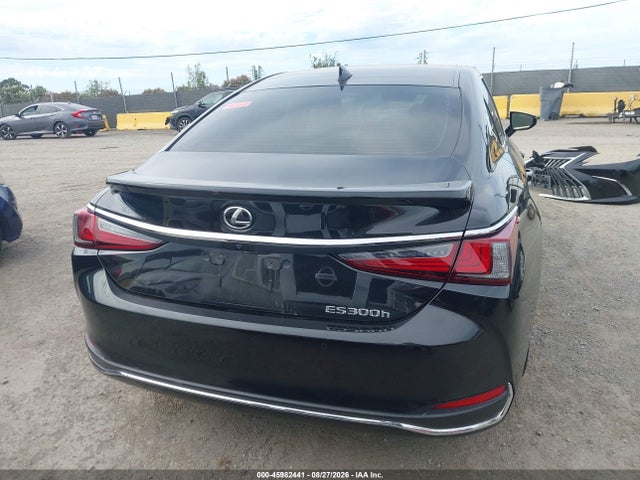 2024 Lexus Es 300h მანქანა იყიდება აუქციონზე, vin: 58ADA1C15RU038925, აუქციონის ნომერი: 45982441