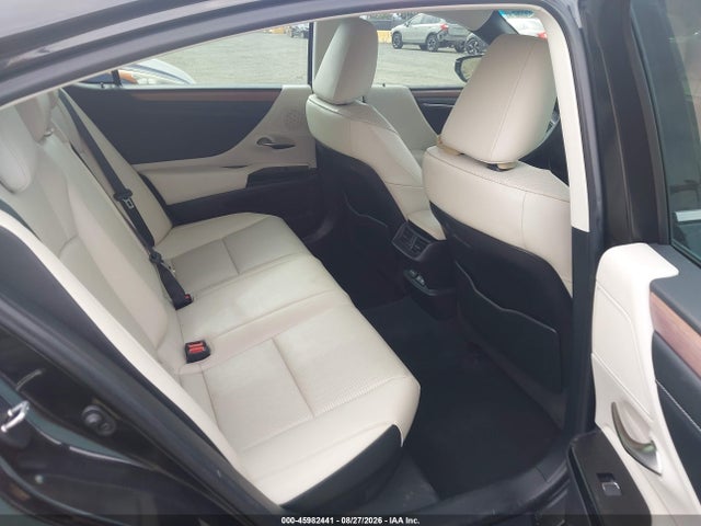 2024 Lexus Es 300h მანქანა იყიდება აუქციონზე, vin: 58ADA1C15RU038925, აუქციონის ნომერი: 45982441