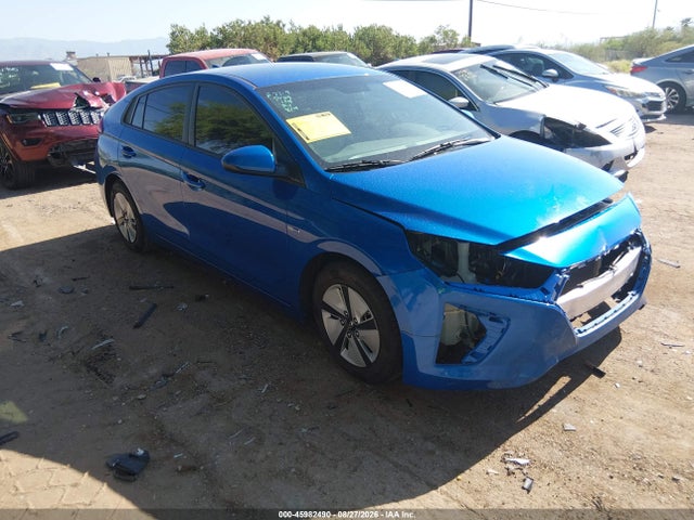 Hyundai Ioniq Hybrid Blue 2017 KMHC65LC3HU058179 main image