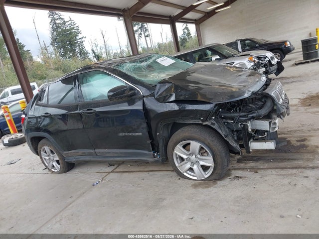 Продаж на аукціоні авто 2022 Jeep Compass Latitude 4x4, vin: 3C4NJDBB6NT216213, номер лоту: 45982516