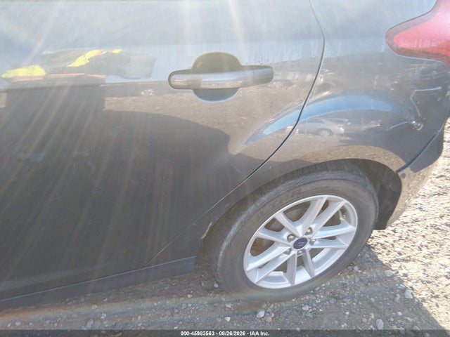 45982563 :رقم المزاد ، 1FADP3K28JL307094 vin ، 2018 Ford Focus Se مزاد بيع