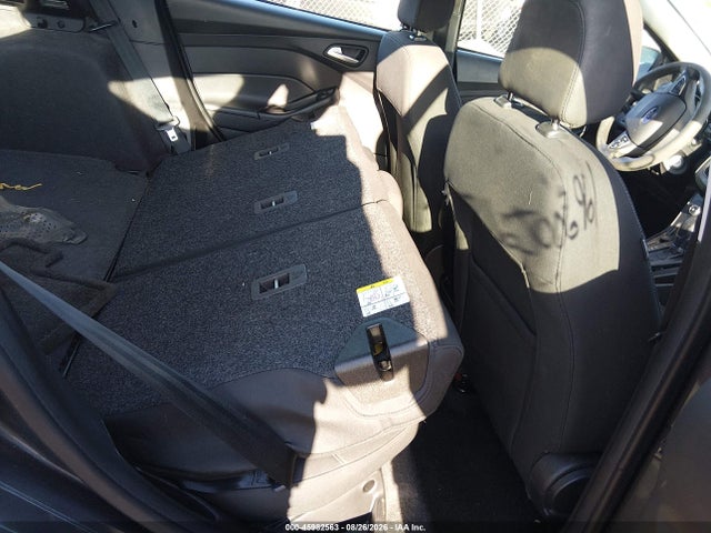 45982563 :رقم المزاد ، 1FADP3K28JL307094 vin ، 2018 Ford Focus Se مزاد بيع