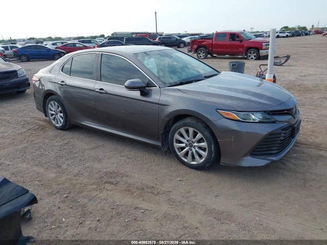 Aukcja sprzedaży 2018 Toyota Camry Le, vin: 4T1B11HK5JU558658, numer aukcji: 45982578