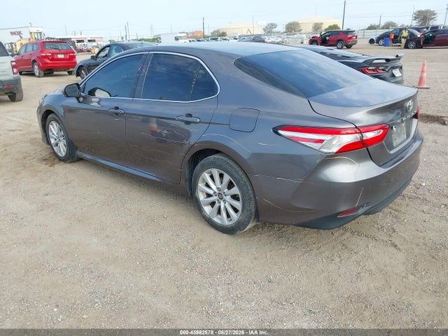 Aukcja sprzedaży 2018 Toyota Camry Le, vin: 4T1B11HK5JU558658, numer aukcji: 45982578