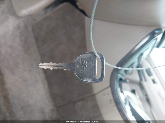 Продажа на аукционе авто 2002 Gmc Yukon Denali, vin: 1GKEK63U62J263239, номер лота: 45982648