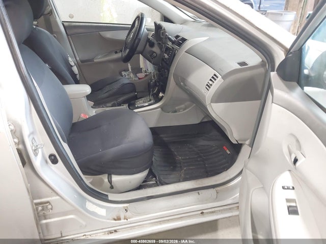 45982659 :رقم المزاد ، 1NXBU4EE0AZ361534 vin ، 2010 Toyota Corolla Le مزاد بيع