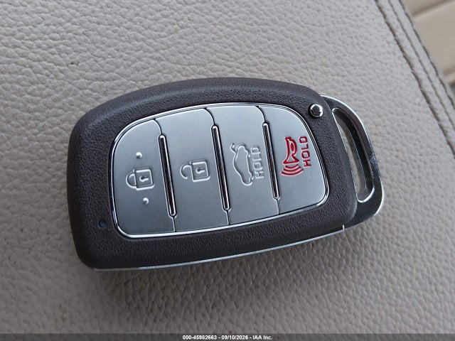 2017 Hyundai Elantra Limited მანქანა იყიდება აუქციონზე, vin: 5NPD84LF6HH026327, აუქციონის ნომერი: 45982663