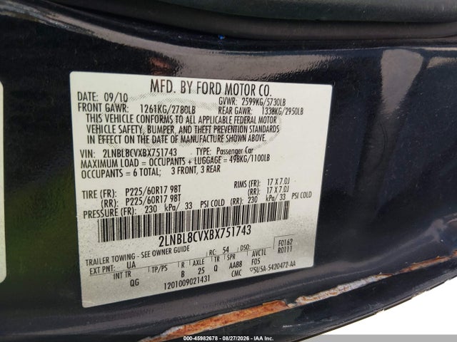 Продаж на аукціоні авто 2011 Lincoln Town Car Signature Limited, vin: 2LNBL8CVXBX751743, номер лоту: 45982678