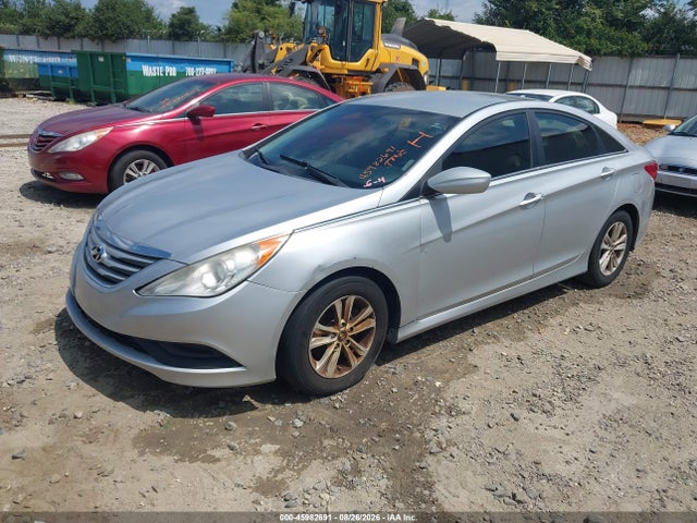 2014 Hyundai Sonata Gls მანქანა იყიდება აუქციონზე, vin: 5NPEB4AC4EH867461, აუქციონის ნომერი: 45982691