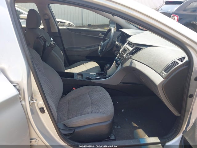 2014 Hyundai Sonata Gls მანქანა იყიდება აუქციონზე, vin: 5NPEB4AC4EH867461, აუქციონის ნომერი: 45982691
