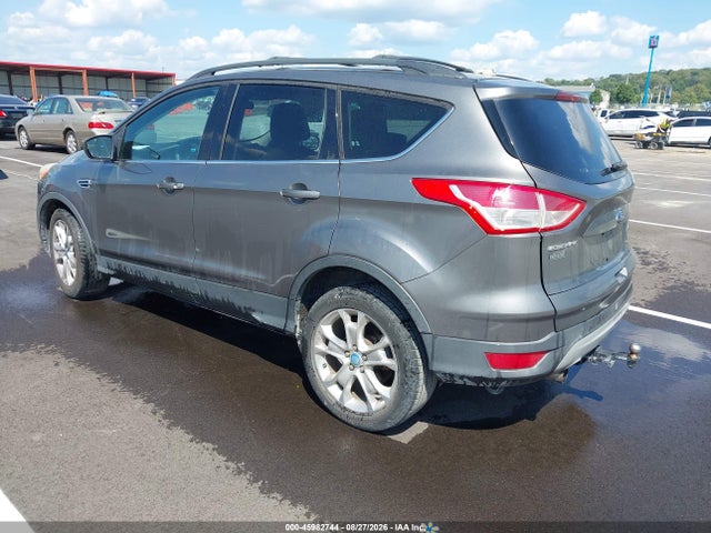 2013 Ford Escape Se მანქანა იყიდება აუქციონზე, vin: 1FMCU0G99DUB69658, აუქციონის ნომერი: 45982744