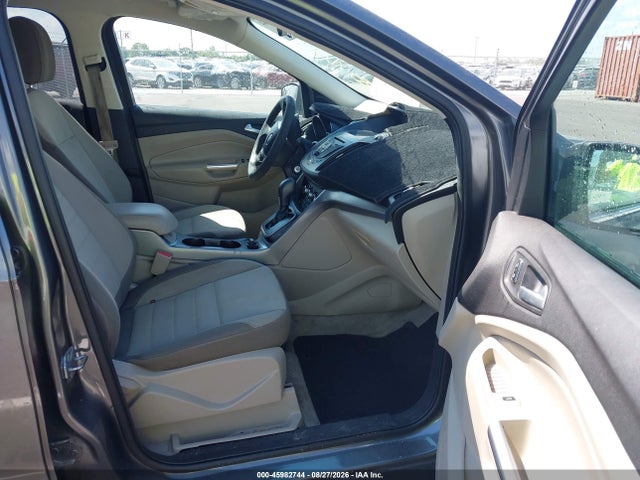 2013 Ford Escape Se მანქანა იყიდება აუქციონზე, vin: 1FMCU0G99DUB69658, აუქციონის ნომერი: 45982744
