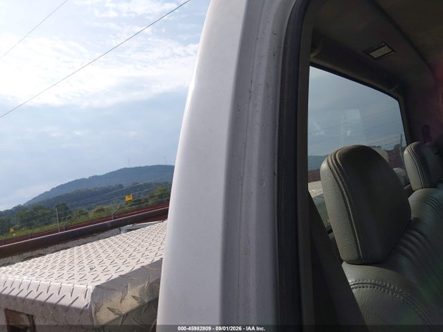 Продаж на аукціоні авто 2000 Chevrolet K2500, vin: 1GCGK24R4YR209388, номер лоту: 45982809