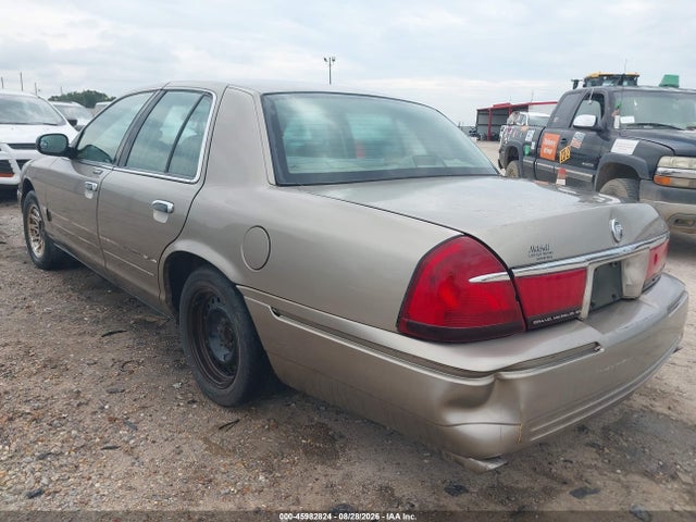 45982824 :رقم المزاد ، 2MEFM74W22X657343 vin ، 2002 Mercury Grand Marquis Gs مزاد بيع