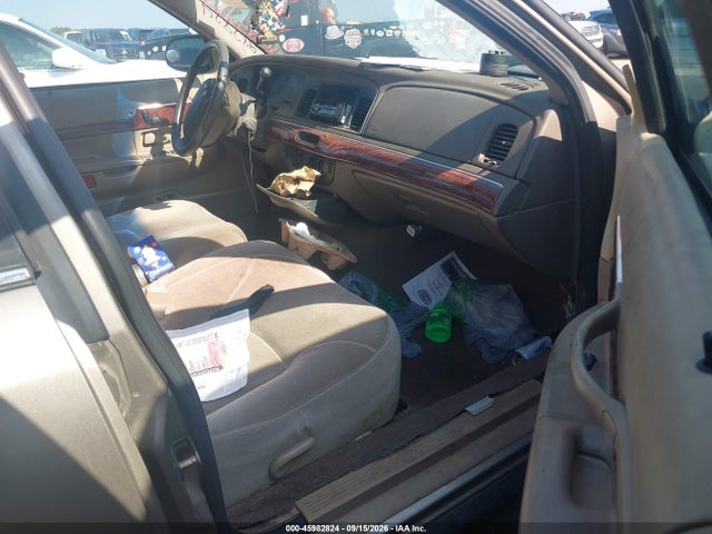 45982824 :رقم المزاد ، 2MEFM74W22X657343 vin ، 2002 Mercury Grand Marquis Gs مزاد بيع