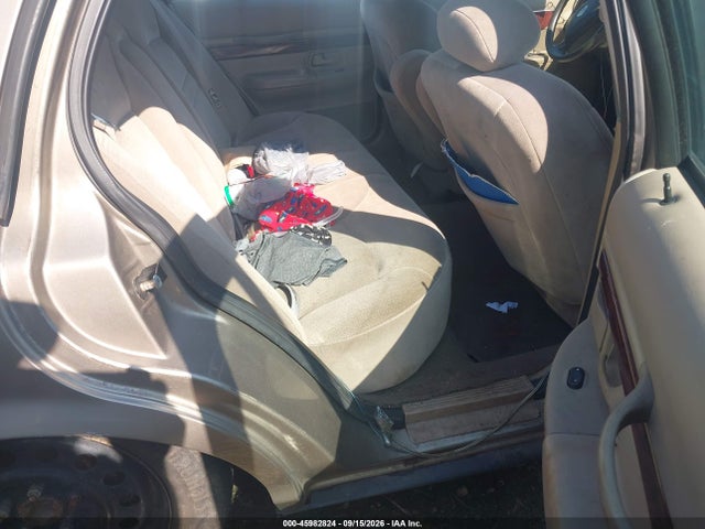 45982824 :رقم المزاد ، 2MEFM74W22X657343 vin ، 2002 Mercury Grand Marquis Gs مزاد بيع