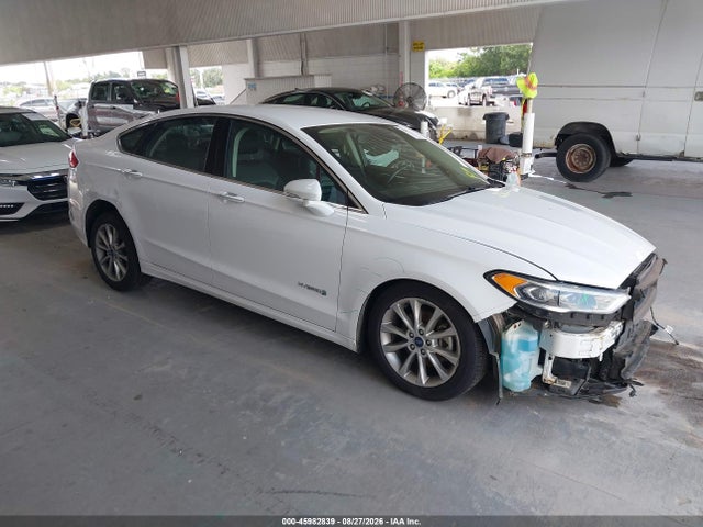 Aukcja sprzedaży 2017 Ford Fusion Hybrid Se, vin: 3FA6P0LU6HR409514, numer aukcji: 45982839