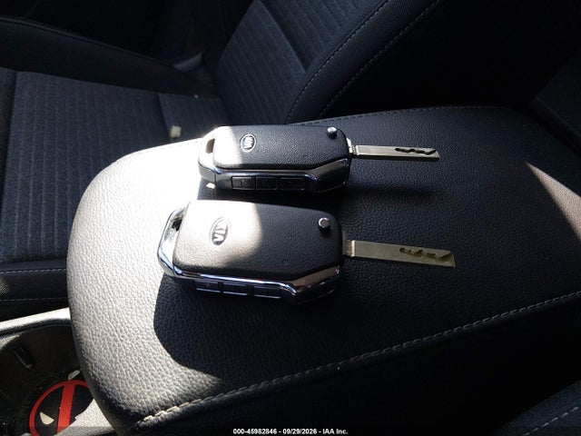 Продаж на аукціоні авто 2021 Kia Soul S, vin: KNDJ23AU2M7768724, номер лоту: 45982846