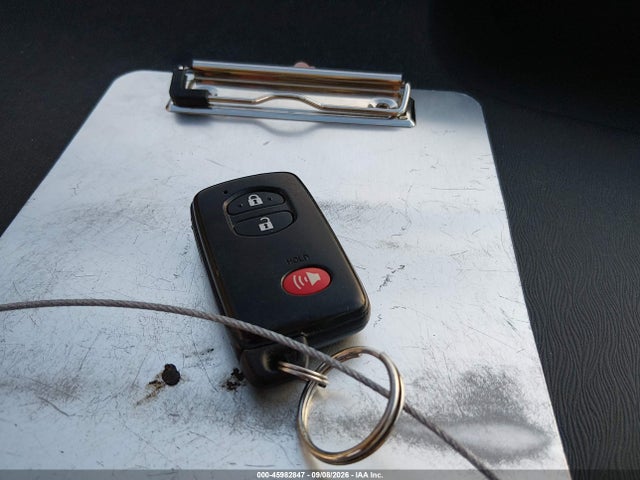 45982847 :رقم المزاد ، JTDKN3DUXA5008989 vin ، 2010 Toyota Prius Ii مزاد بيع