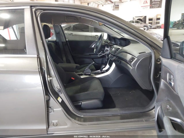 45982853 :رقم المزاد ، 1HGCR2F35DA031956 vin ، 2013 Honda Accord Lx مزاد بيع