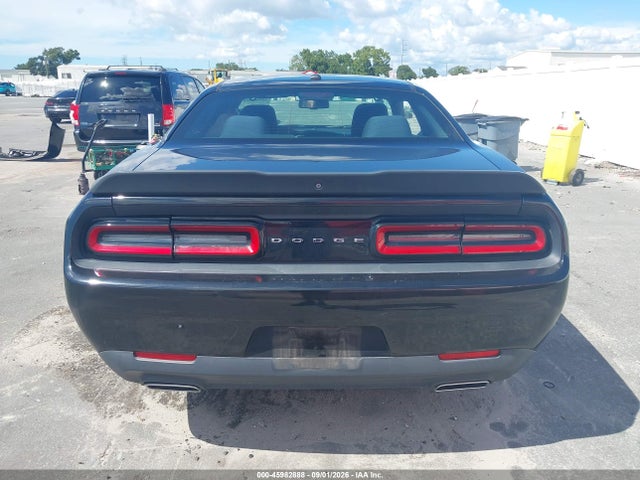Aukcja sprzedaży 2018 Dodge Challenger Sxt, vin: 2C3CDZAGXJH318260, numer aukcji: 45982888
