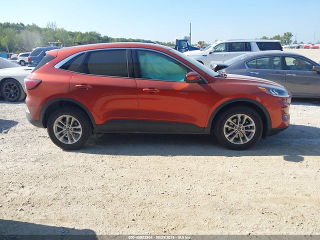 Продажа на аукционе авто 2020 Ford Escape Se, vin: 1FMCU9G61LUA98724, номер лота: 45982904